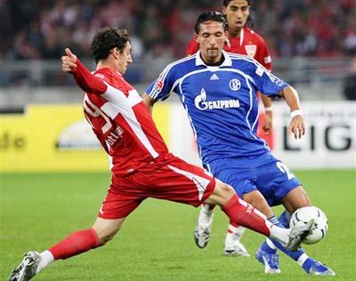 的表現突出 的表現突出